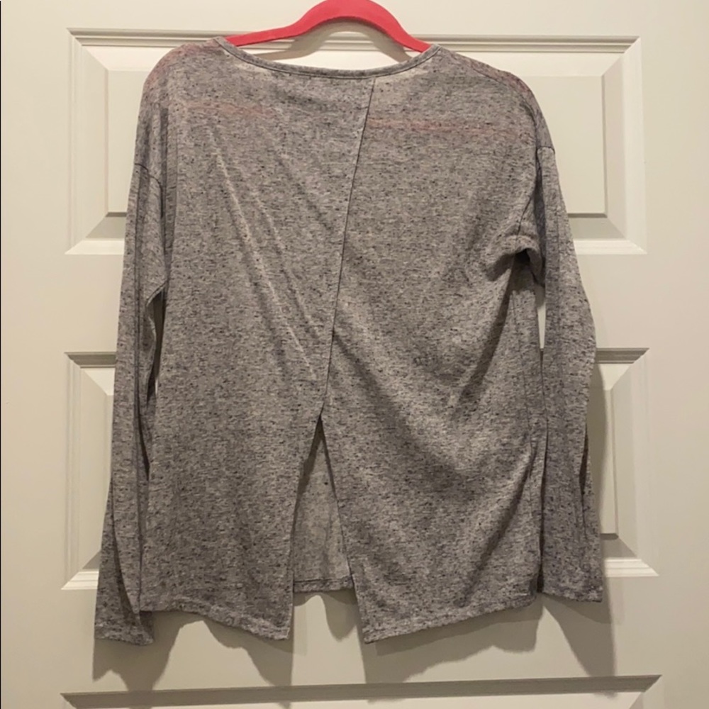 Open-Back Grey Long Sleeve Shirt